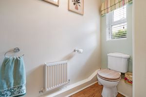 Cloakroom/wc- click for photo gallery
